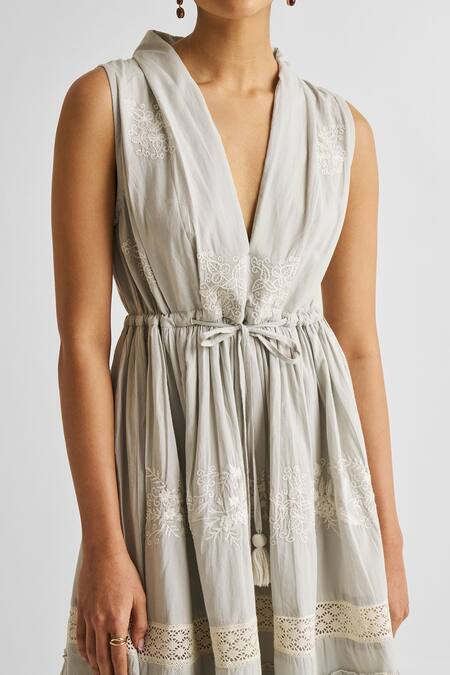Buy Reistor Gray Cotton Embroidery, Lace V-neck Gathered Dress Buy_Reistor_Gray Cotton Embroidery, Lace V-neck Gathered Dress