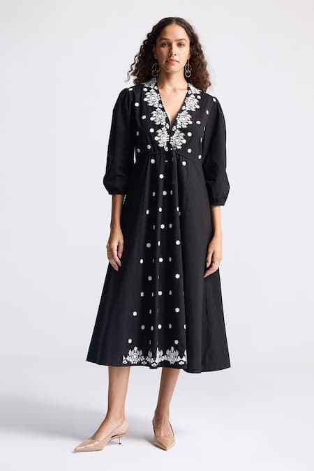 Buy_Reistor_Black Cotton Embroidery V-neck Drawstring Dress _Online_at_Aza_Fashions