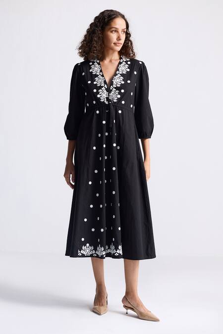 Shop_Reistor_Black Cotton Embroidery V-neck Drawstring Dress _Online_at_Aza_Fashions