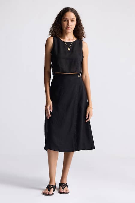 Reistor Cotton Sleeveless Crop Top With Wrap Skirt 