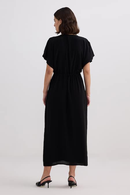 Reistor V-Neck Oversized Gathered Dress 
