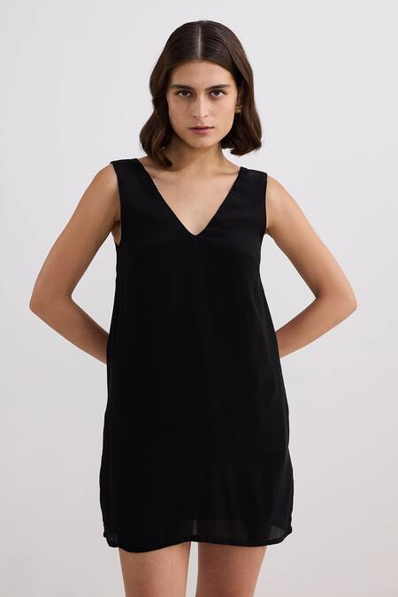 Reistor_Black Crepe Bows V-neck Dress _at_Aza_Fashions