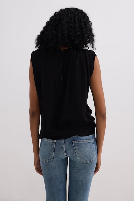 Reistor Crepe Sleeveless Top 