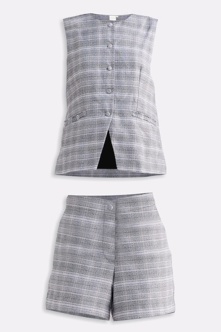 Shop_Reistor_Gray Cotton Round Neck Plaid Tweed Vest And Skorts Set 