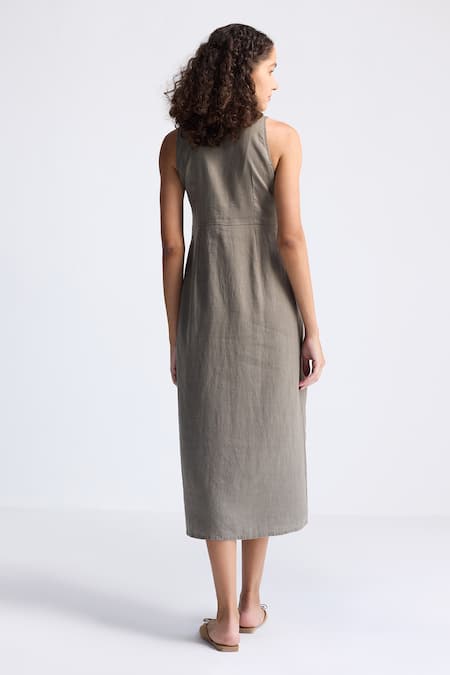 Reistor Sleeveless V-Neck Dress 
