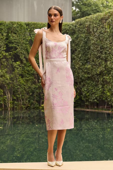 Buy_Therealb_Pink Jacquard Scoop Neck Floral Midi Dress _Online_at_Aza_Fashions