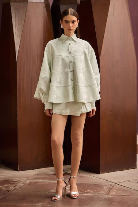Therealb Green Jacquard Collared Textured Oversized Shirt And Skorts Set Online at Aza Fashions Therealb_Green Jacquard Collared Textured Oversized Shirt And Skorts Set _Online_at_Aza_Fashions