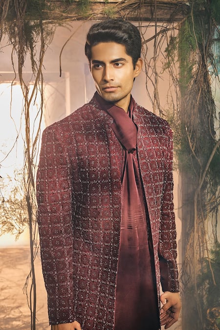 Varun Chakkilam Chiset Embroidered Open Jacket Set 