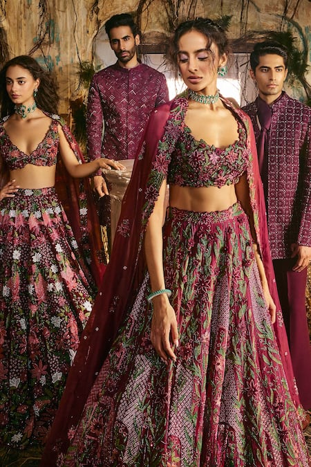 Varun Chakkilam Arabesque Pattern Sherwani Set 