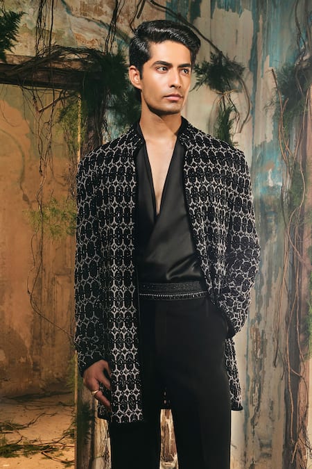 Varun Chakkilam Shadow Geometric Pattern Open Jacket Set 