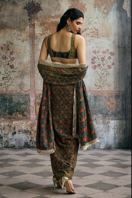 SAANJH BY LEA Kavya Ajrakh Hand Embroidered Skirt Set 