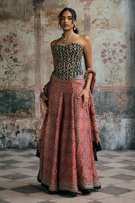 Buy_SAANJH BY LEA_Black Modal, Satin Embroidery Bandeau Neck Rhea Ajrakh Hand Corset Gharara Set _Online_at_Aza_Fashions