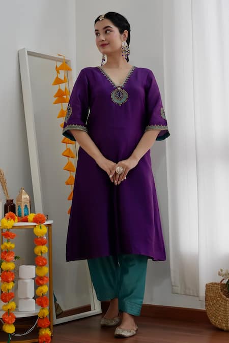 Shop_Label Flamingo By Vrinda_Purple Chanderi Silk Zari V-neck Hand Embroidered Kurta And Salwar Set _Online_at_Aza_Fashions