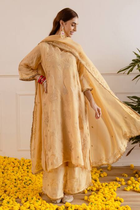 Buy ASRUMO Beige Organza, Viscose Zari, Embroidery, Lace Keyhole Neck And Taari Kurta Set Online at Aza Fashions Buy_ASRUMO_Beige Organza, Viscose Zari, Embroidery, Lace Keyhole Neck And Taari Kurta Set _Online_at_Aza_Fashions