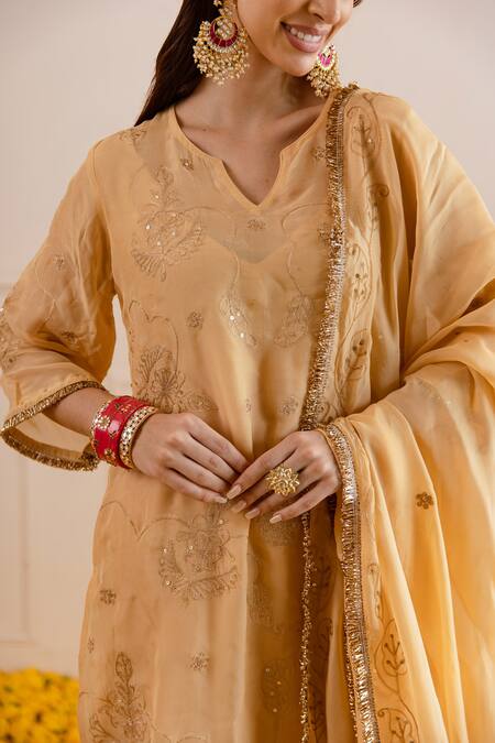 ASRUMO Beige Organza, Viscose Zari, Embroidery, Lace Keyhole Neck And Taari Kurta Set at Aza Fashions ASRUMO_Beige Organza, Viscose Zari, Embroidery, Lace Keyhole Neck And Taari Kurta Set _at_Aza_Fashions