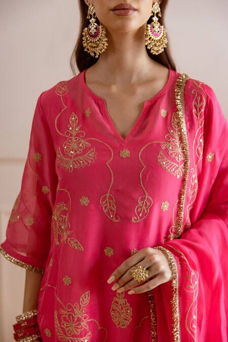 ASRUMO Fuchsia Organza, Viscose Embroidery, Zari, Lace Keyhole Neck And Taari Kurta Set at Aza Fashions ASRUMO_Fuchsia Organza, Viscose Embroidery, Zari, Lace Keyhole Neck And Taari Kurta Set _at_Aza_Fashions