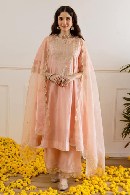 ASRUMO Chanderi Zari Embroidered Kurta Set  