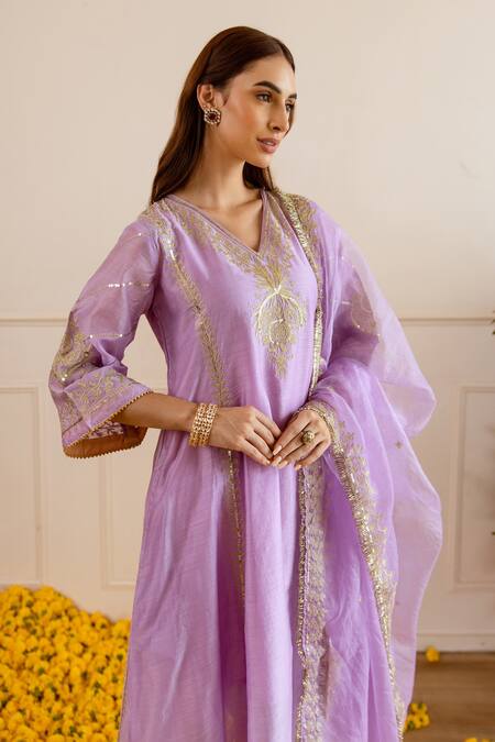 ASRUMO Lilac Chanderi, Organza Embroidery, Zari, Lace V-neck Motif Kurta Set at Aza Fashions ASRUMO_Lilac Chanderi, Organza Embroidery, Zari, Lace V-neck Motif Kurta Set _at_Aza_Fashions