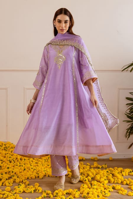 Buy ASRUMO Lilac Chanderi, Organza Embroidery, Zari, Lace V-neck Motif Kurta Set Buy_ASRUMO_Lilac Chanderi, Organza Embroidery, Zari, Lace V-neck Motif Kurta Set