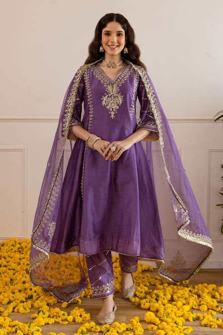 ASRUMO Orchid Purple Chanderi Hand Embroidered Kurta Set 