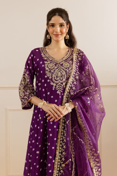 Shop ASRUMO Purple Chanderi, Organza Embroidery, Zari V-neck Bandhej Taari Kurta Set Online at Aza Fashions Shop_ASRUMO_Purple Chanderi, Organza Embroidery, Zari V-neck Bandhej Taari Kurta Set _Online_at_Aza_Fashions