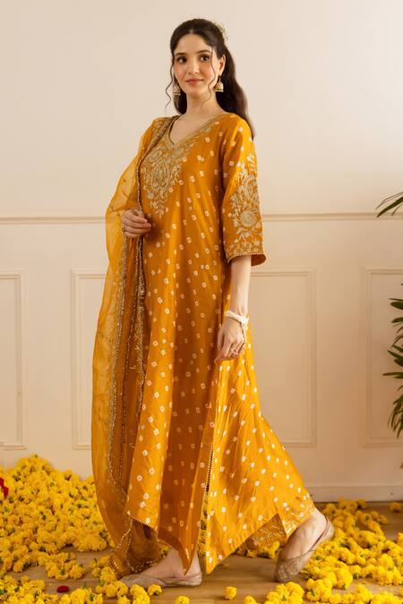 ASRUMO_Mustard Chanderi, Organza Embroidery, Zari V-neck Bandhej Aari-zari Kurta Set _Online_at_Aza_Fashions