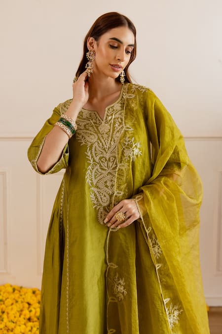 ASRUMO_Olive Green Chanderi, Organza Embroidery, Zari V-neck And Taari Kurta Set _at_Aza_Fashions