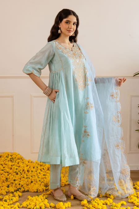 Buy_ASRUMO_Sky Blue Chanderi, Organza Embroidery, Zari, Lace Split And Taari Kurta Set _Online_at_Aza_Fashions