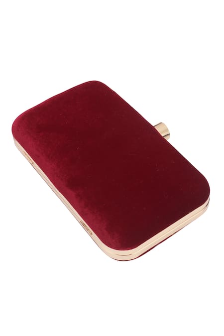 Nazaakat By Samara Singh Embellished Leaf Pattern Clutch  