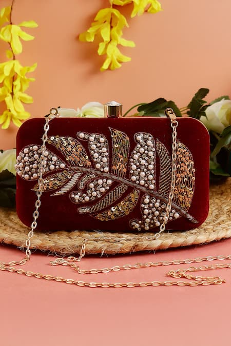 Nazaakat By Samara Singh Embellished Leaf Pattern Clutch  