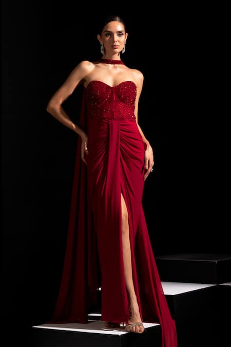 Vesture Rouge Crystal Embellished Gown With Choker Cape 