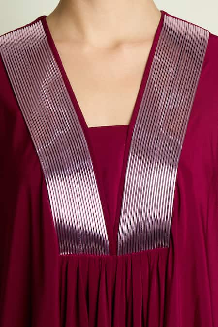 Aakaar_Maroon Crepe, Silk V-neck Kaftan And Pant Set _at_Aza_Fashions