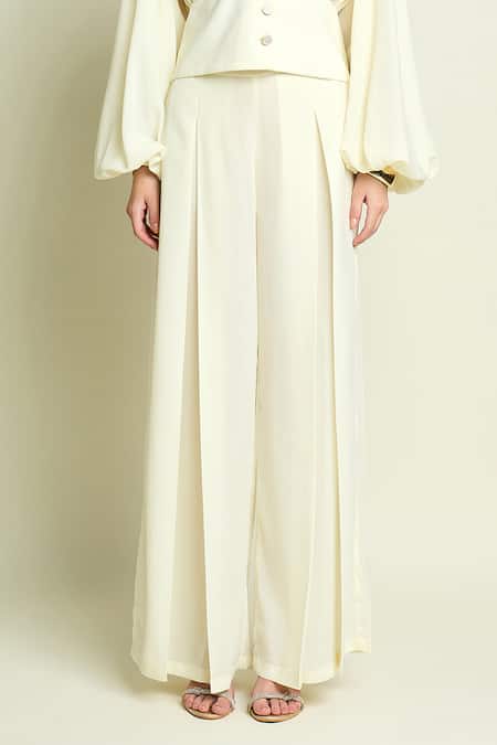 Buy_Aakaar_Off White Crepe V-neck V Buttoned Top And Pleated Pant Set _Online_at_Aza_Fashions
