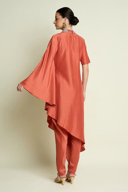 Aakaar Asymmetric Tunic & Pant Set 