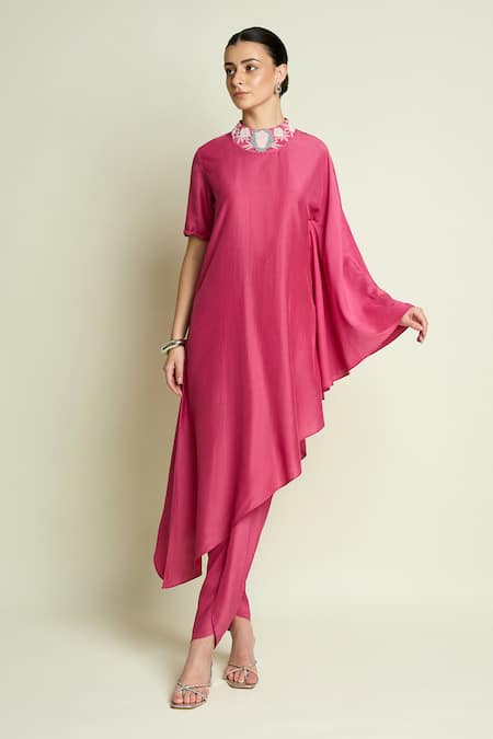 Aakaar Asymmetric Tunic & Pant Set 