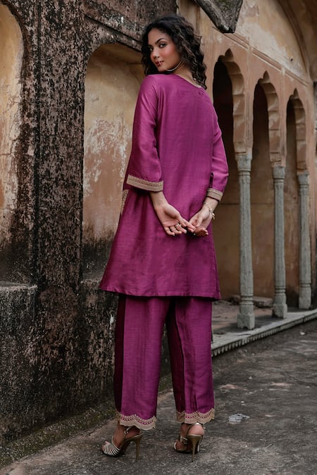 Charu Makkar Preeto Embroidered Kurta Set 