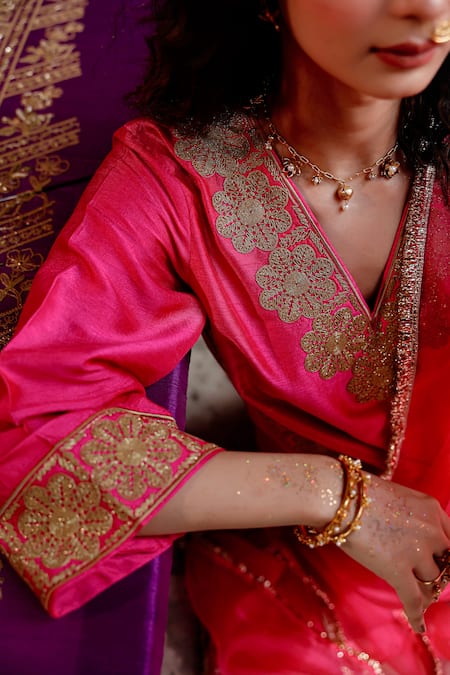 Buy_Charu Makkar_Pink Organza Embroidery, Zari V-neck Shehnaaz Kurta Set 