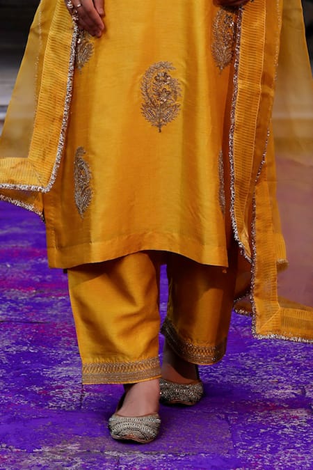 Shop_Charu Makkar_Mustard Shantoon, Organza Embroidery, Sequins, Zari, Lace Sahiba Kurta Set _Online_at_Aza_Fashions