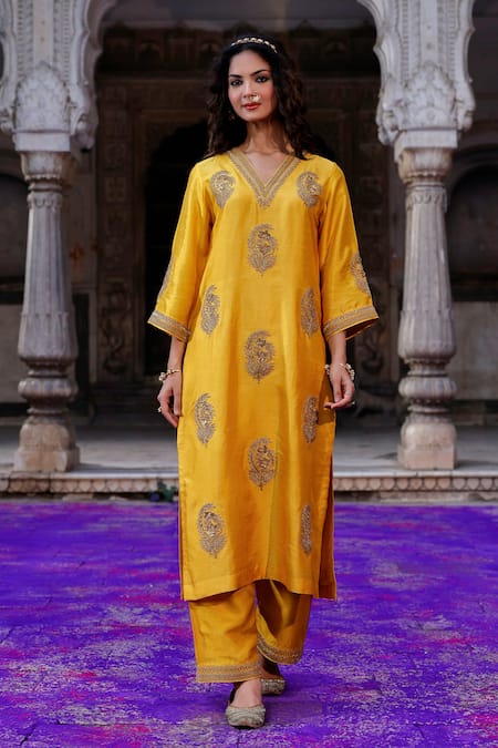 Buy_Charu Makkar_Mustard Shantoon, Organza Embroidery, Sequins, Zari, Lace Sahiba Kurta Set 