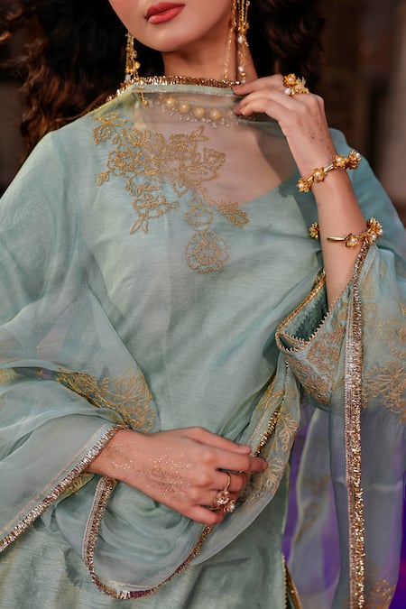 Buy_Charu Makkar_Green Silk, Organza Embroidery, Zari Boat Neck Amolika Kurta Set 