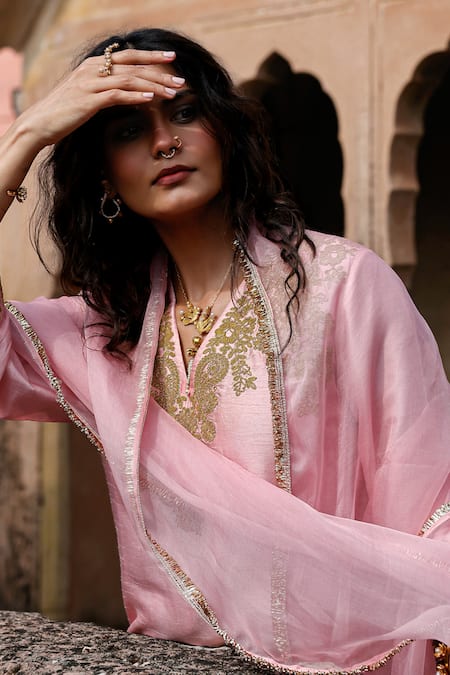 Buy_Charu Makkar_Pink Silk, Organza Embroidery V-neck Jasmin Kurta Set _Online_at_Aza_Fashions