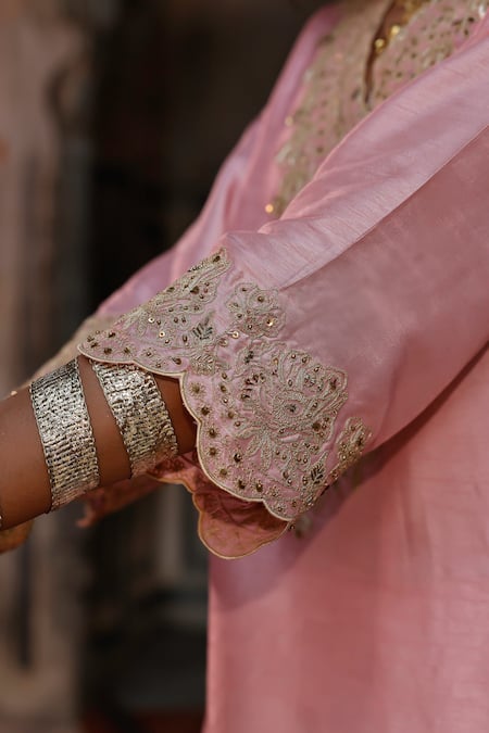 Shop_Charu Makkar_Pink Silk, Organza Embroidery, Zari V-neck Aina Kurta Set _Online_at_Aza_Fashions