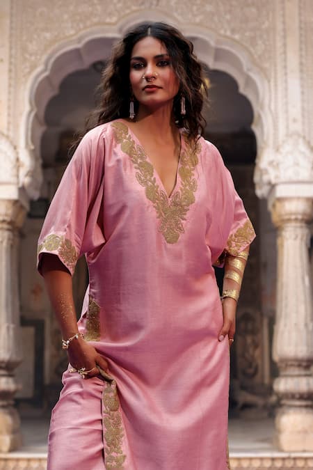 Buy_Charu Makkar_Pink Silk Embroidery, Metallic Thread V-neck Lavanya Kaftan Kurta Set _Online_at_Aza_Fashions