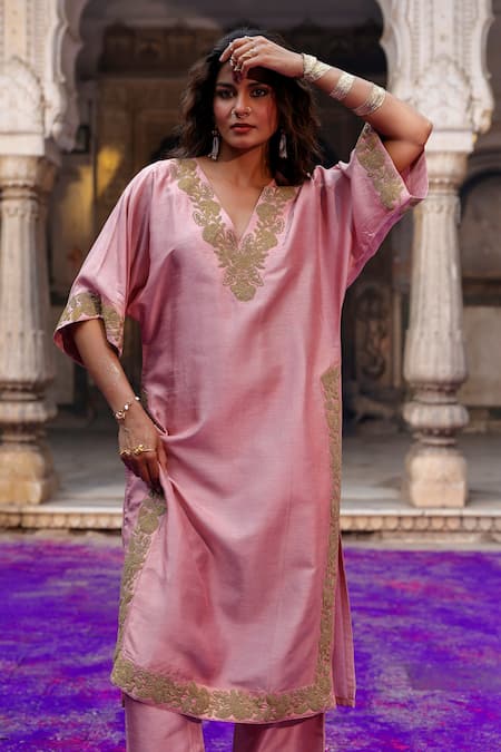 Shop_Charu Makkar_Pink Silk Embroidery, Metallic Thread V-neck Lavanya Kaftan Kurta Set _Online_at_Aza_Fashions