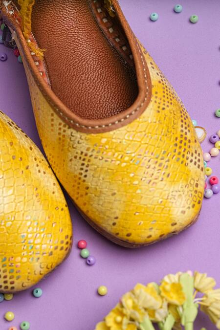 Hello JR_Yellow Zinnia Textured Pattern Mules _Online_at_Aza_Fashions