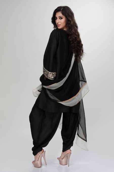 Ranian Dogri Kurta & Dhoti Salwar Set  