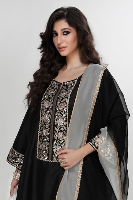 Buy Ranian Black Silk Embroidery Round Neck Dogri Kurta And Dhoti Salwar Set Online at Aza Fashions Buy_Ranian_Black Silk Embroidery Round Neck Dogri Kurta And Dhoti Salwar Set _Online_at_Aza_Fashions