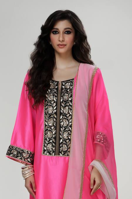 Shop_Ranian_Pink Silk, Organza Embroidery, Zari Square Rani Dogri Kurta And Dhoti Salwar Set _Online_at_Aza_Fashions