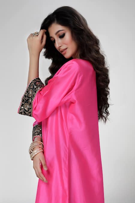 Ranian_Pink Silk, Organza Embroidery, Zari Square Rani Dogri Kurta And Dhoti Salwar Set _at_Aza_Fashions