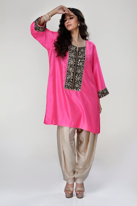 Ranian Dogri Kurta & Dhoti Salwar Set 